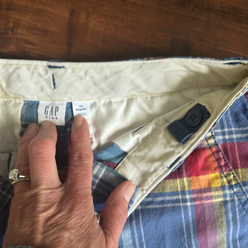 GAP Kids boys short bundle, size 14, zip and button closure, inner cinchers, EUC - Picture 13 of 13